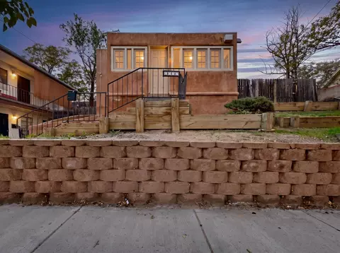 1404 Dr Martin Luther King Jr Ave NE, Albuquerque, NM 87106