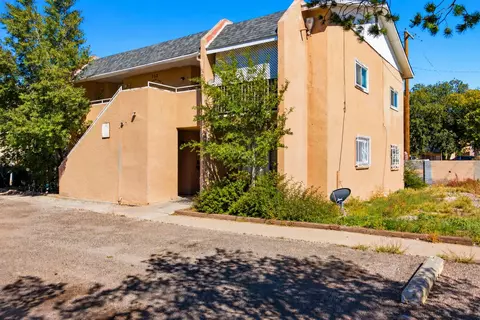 312 Western Skies Dr SE, Albuquerque, NM 87123