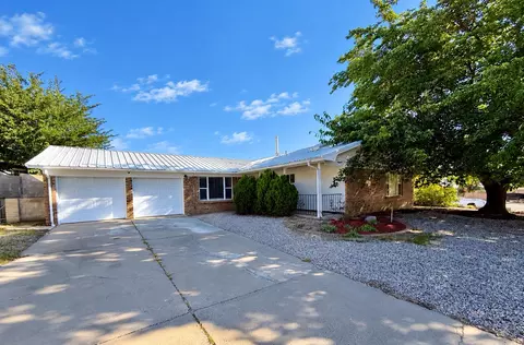 3708 Chelwood Dr NE, Albuquerque, NM 87111