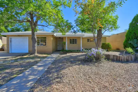 1616 Indiana St NE, Albuquerque, NM 87110