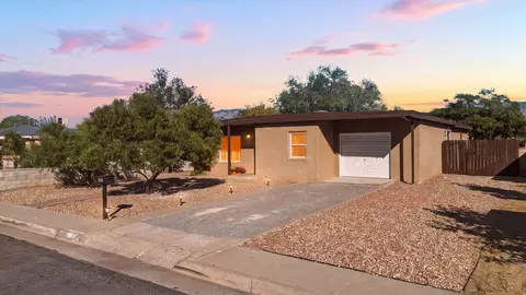 2834 Madison St NE, Albuquerque, NM 87110