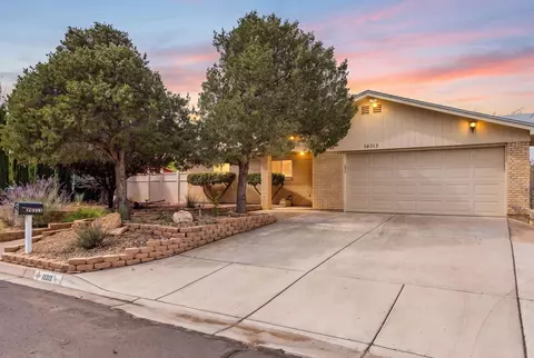 10313 Leymon Ct NW, Albuquerque, NM 87114