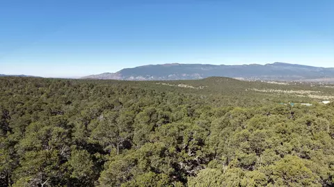 21 Cresta Vista Ct, Tijeras, NM 87059