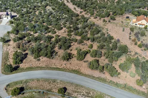 4 Eli Ct, Sandia Park, NM 87047