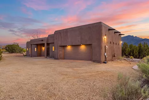 11 Mimbres Ct, Placitas, NM 87043