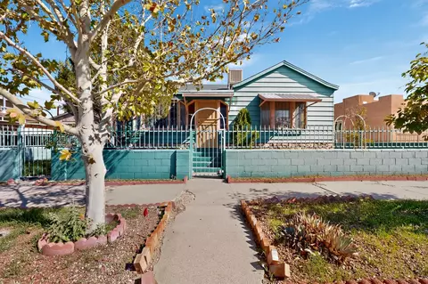 602 High St SE, Albuquerque, NM 87102
