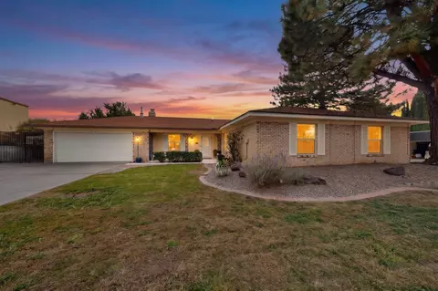 7108 Vista Del Arroyo Ave NE, Albuquerque, NM 87109