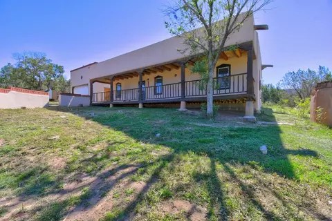 36 Pine Ridge Rd, Sandia Park, NM 87047