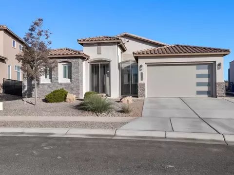 7359 Tree Line Ave NW, Albuquerque, NM 87114