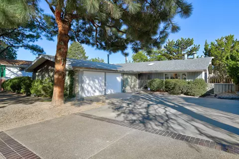 7009 Ottawa Rd NE, Albuquerque, NM 87110