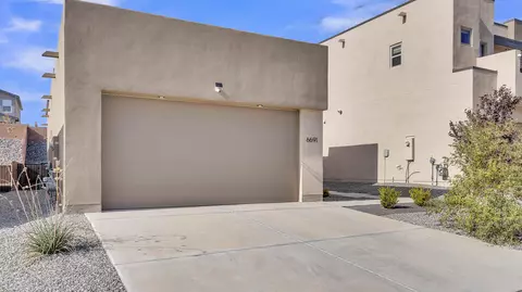 6691 Sydney Dr NE, Rio Rancho, NM 87144