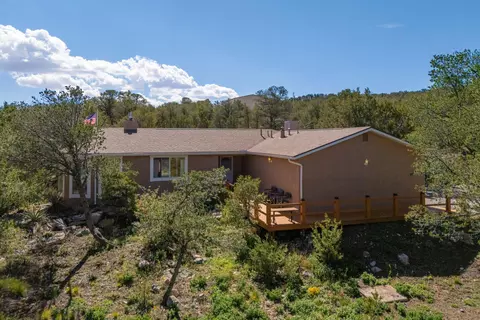 31 Palomino Rd, Edgewood, NM 87015