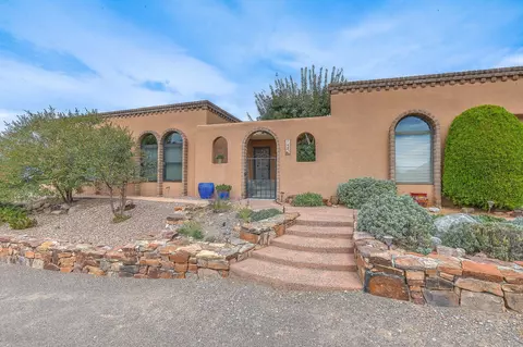 148 Whitetail Rd NE, Albuquerque, NM 87122