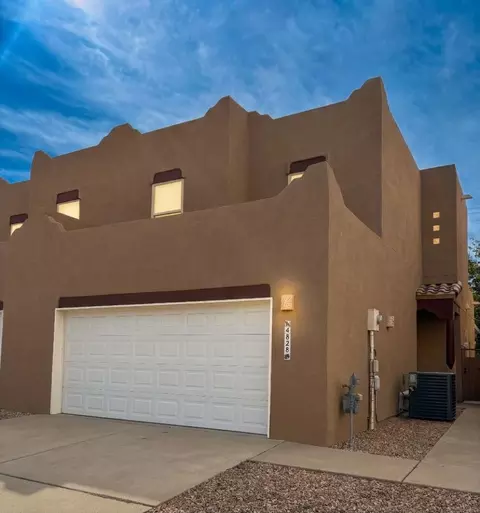 4828 Sun Cove Rd NE, Albuquerque, NM 87110