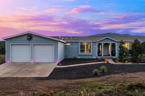 42 W Torreon Heights Rd, Estancia, NM 87016