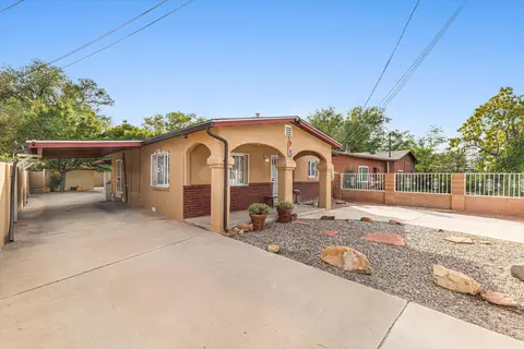 1834 Sunset Gardens Rd SW, Albuquerque, NM 87105