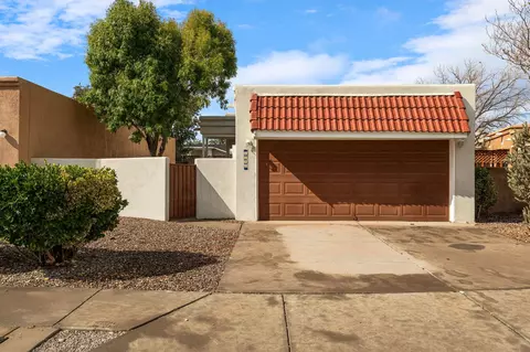 6545 Keeling St NW, Albuquerque, NM 87120