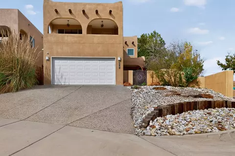 5151 Mirada Dr NW, Albuquerque, NM 87120