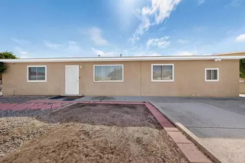 9204 Camino San Martin SW, Albuquerque, NM 87121