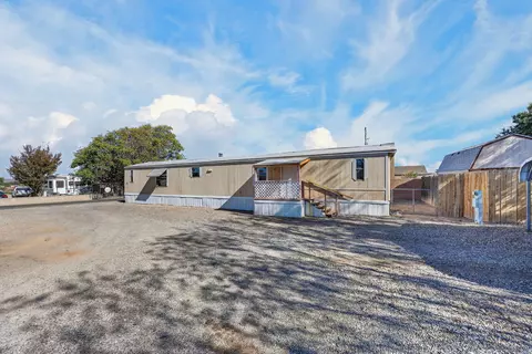 500 Tyler Rd NE #TRLR 33, Albuquerque, NM 87113