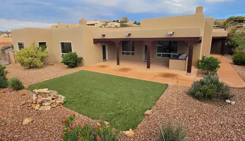 225 Mission Ridge Rd, Corrales, NM 87048