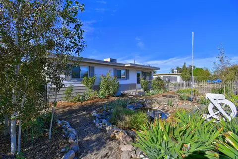 1133 Mckee Dr NE, Albuquerque, NM 87112