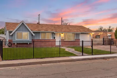 433 Mankin St NE, Albuquerque, NM 87123