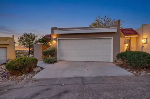 519 Pinon Creek Rd SE, Albuquerque, NM 87123