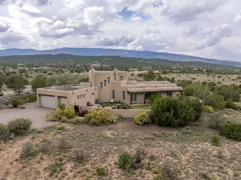 5 Los Cedros, Sandia Park, NM 87047