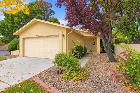 10601 Lagrange Park Dr NE, Albuquerque, NM 87123