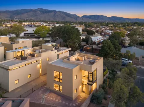 9309 Hilton Ave NE, Albuquerque, NM 87111