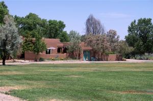 36 Berryhill Rd, Los Lunas, NM 87031 photo 1