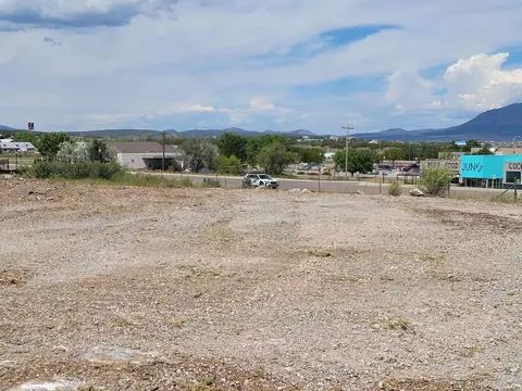 1914 Us Route 66, Edgewood, NM 87015