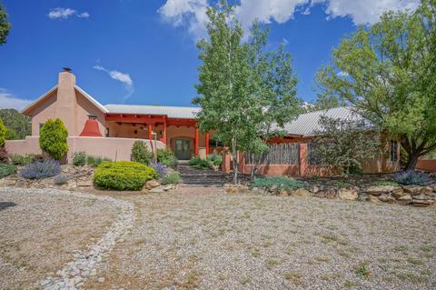 88 Lost Valley Loop, Cedar Crest, NM 87008 photo 1