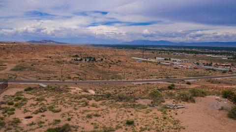 820 Desi Loop Loop, Belen, NM 87002 photo 1