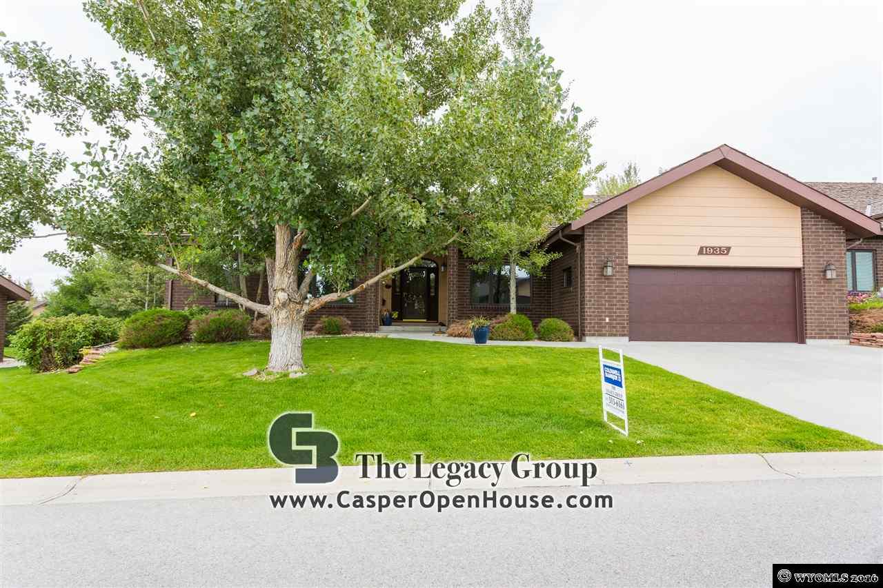 1935 Rustic Dr, Casper, WY 82609 photo 1