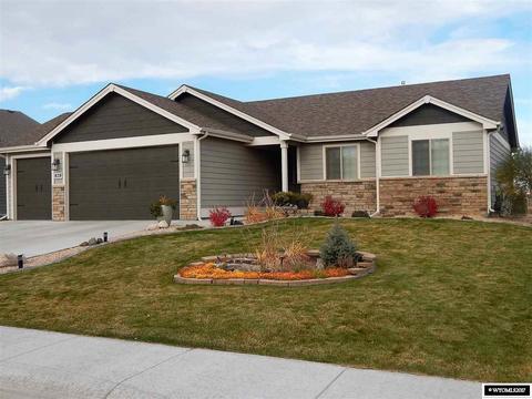 939 Eagle, Douglas, WY 82633 photo 1