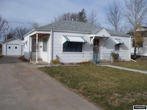 2218 E St, Torrington, WY 82240 photo 1