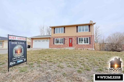 4064 E 12th St, Casper, WY 82609 photo 1