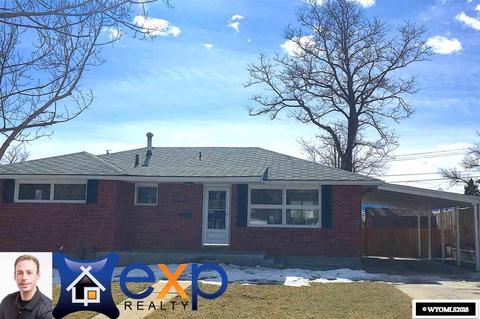 2515 E 8th, Casper, WY 82609 photo 1