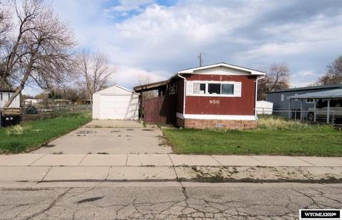 950 Riverview Dr, Lander, WY 82520 photo 1