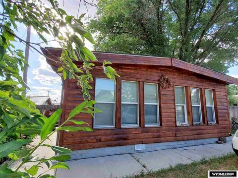 816 Harrison, Douglas, WY 82633 photo 1