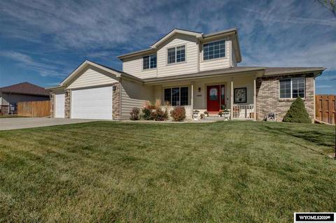 4460 E 18th St, Casper, WY 82609 photo 1