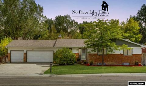 3865 Brookview, Casper, WY 82604 photo 1