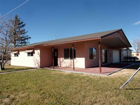 611 E 4th St, Pine Bluffs, WY 82082 photo 1