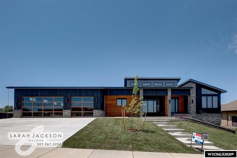 1088 Cornwall, Casper, WY 82609 photo 1