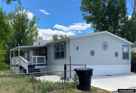 2127 E 1st Ln, Casper, WY 82609 photo 1