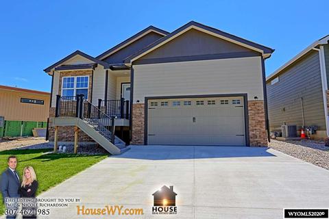 673 E 17th St, Casper, WY 82601 photo 1