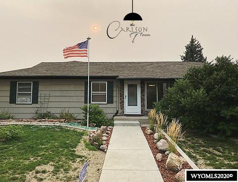 638 Pineview Pl, Casper, WY 82609 photo 1