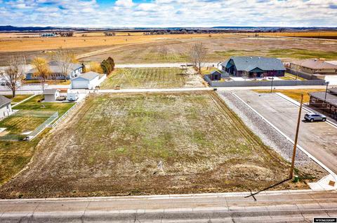 522 N Road 11, Worland, WY 82401